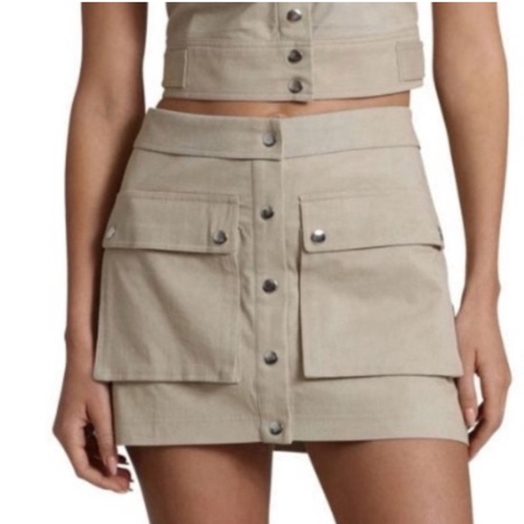 Avec Les Filles Dresses & Skirts - 🤎 AVEC LES FILLES Solid Utility Mini A-Line Skirt 🤎